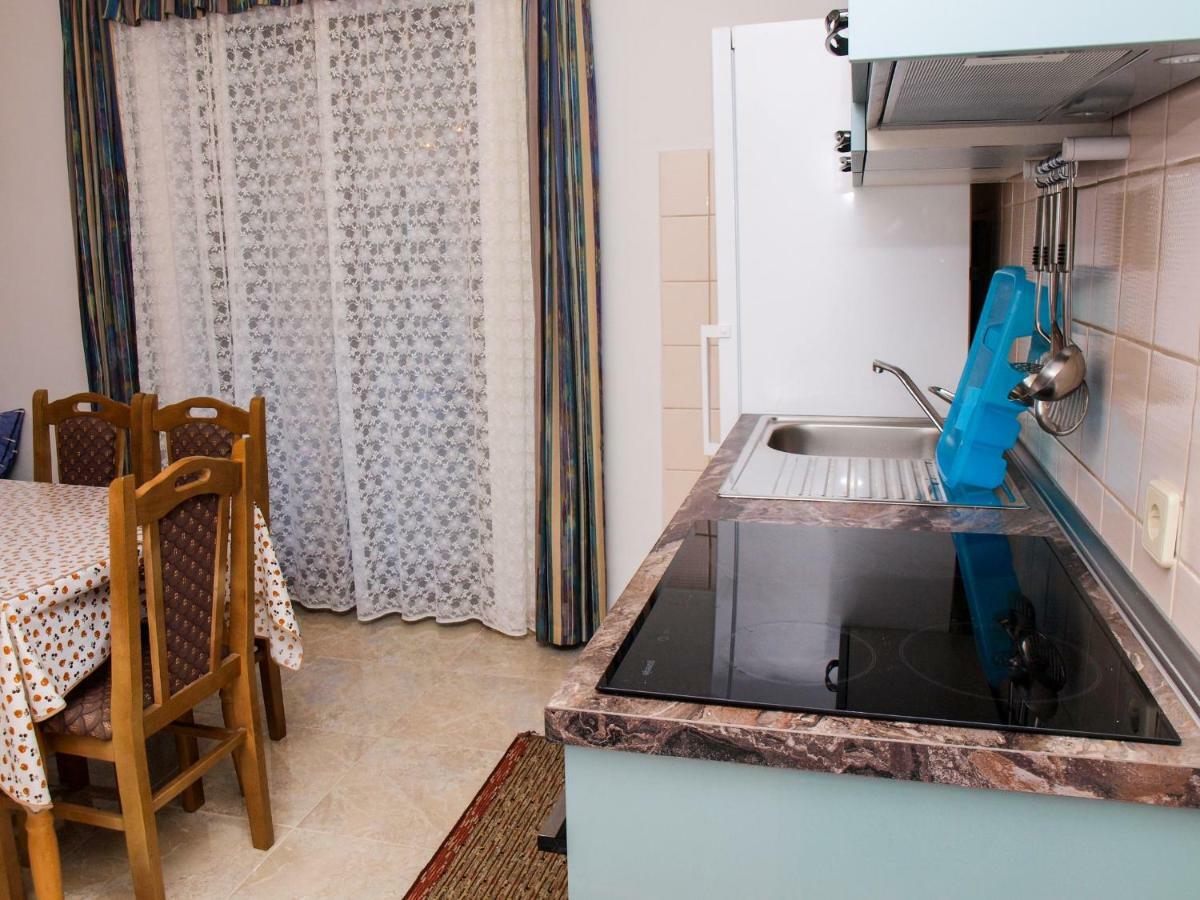 Apartments Vukovic Постира Экстерьер фото